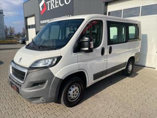 Peugeot Boxer 2,2 HDI  L1H1 Comfort verglast skříň