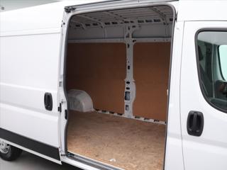 Peugeot Boxer 2,2 HDI 103 KW L3H2 DPH CZ 1.Maj. skříň - Foto 15