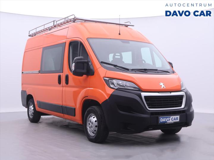 Vůz s VIN VF3YC2MFB12J90768