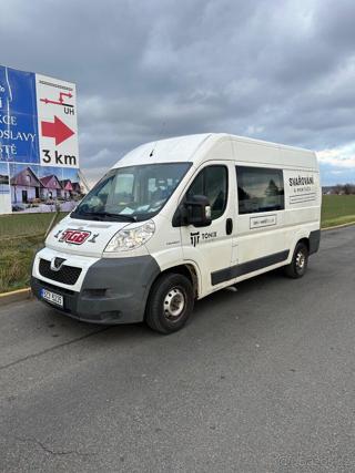 Peugeot Boxer 6 místný užitkové