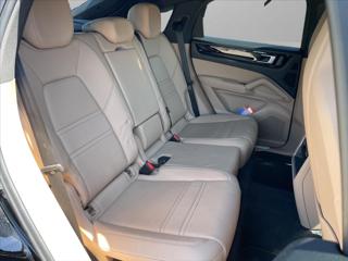 Porsche Cayenne 3,0 V6 Sport Chrono*Panorama Navi*Kamera*Kůže*21"*ČR! Servisní historie! DPH! SUV - Foto 31
