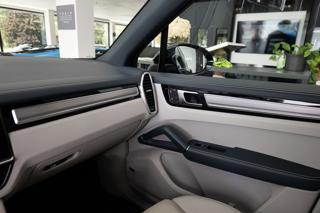 Porsche Cayenne E-Hybrid Platinum Edition/Bose/Vent. Sedadla SUV - Foto 17