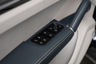 Porsche Cayenne E-Hybrid Platinum Edition/Bose/Vent. Sedadla SUV - Foto 20