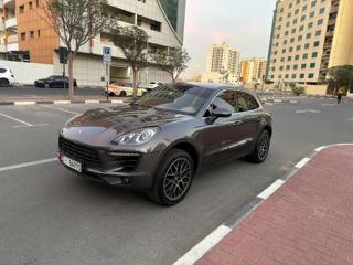 Porsche Macan Sportovně laděné SUV SUV