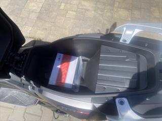 QJ Motor Ostatní ATR 125 skútr - Foto 23