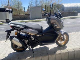QJ Motor Ostatní ATR 125 skútr - Foto 11