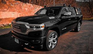 RAM 1500 Limited/Longhorn terénní