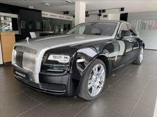 Rolls-Royce Ghost 6,6 V12 Ghost II Series / Driver´s Package / Top  IHNED sedan