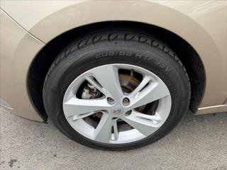 Renault Mégane 1,2 NEMÁ TLAKY NA JEDNOM VÁLCI Scenic hatchback - Foto 28