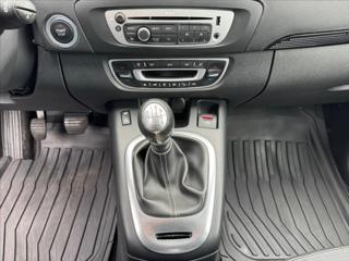 Renault Mégane 1,2 NEMÁ TLAKY NA JEDNOM VÁLCI Scenic hatchback - Foto 19