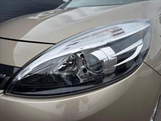 Renault Mégane 1,2 NEMÁ TLAKY NA JEDNOM VÁLCI Scenic hatchback - Foto 24