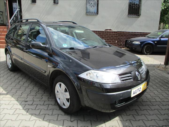 Vůz s VIN VF1KM0C0H32892351