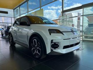 Renault R5 techno 150 k comfort range hatchback