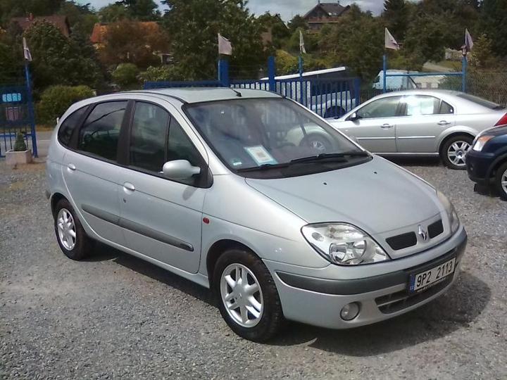 Vůz s VIN VF1JA1S0525930442