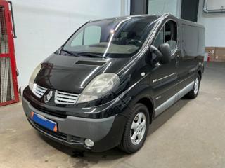 Renault Trafic 2.0 dCi Passenger Black Editio kombi