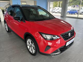 Seat Arona 1,0   TSI 85kW,FR,SERVISKA,1.MAJ SUV