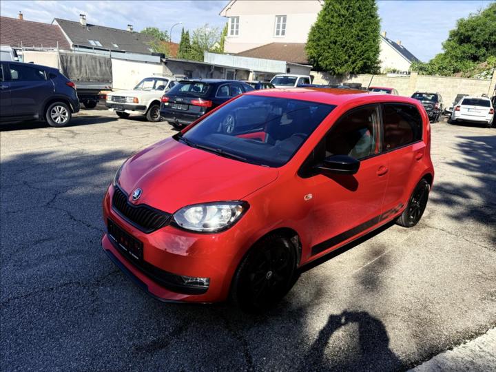 Vůz s VIN TMBZZZAAZJD618384