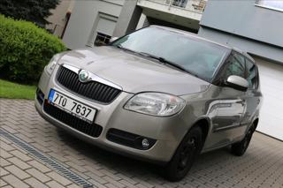 Škoda Fabia 1,2 12V,51kW Ambiente,Tažné hatchback