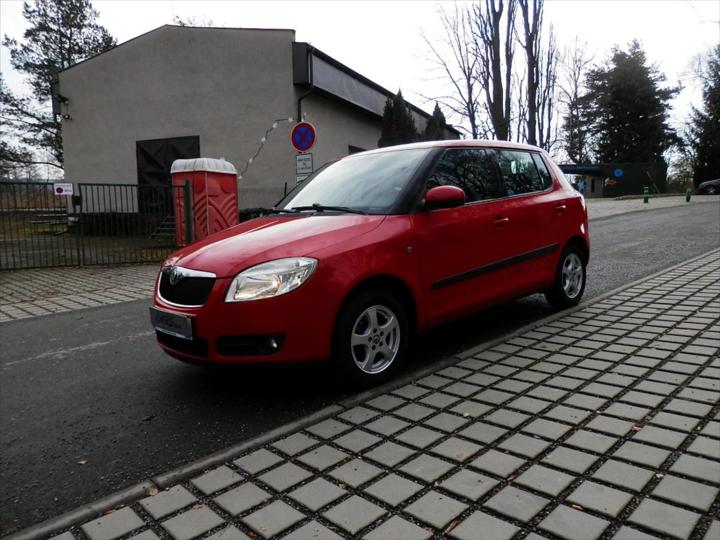 Vůz s VIN TMBBH25J283077879