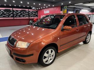 Škoda Fabia 1,4 i 16V - pěkná!  Ambiente hatchback