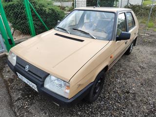 Škoda Favorit 1990, 1289 ccm, 46 kW, benzin hatchback