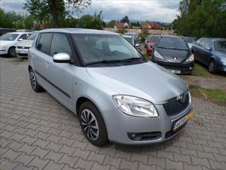 Škoda Fabia 1,6 16V  TAŽNÉ ZAŘÍZENÍ hatchback