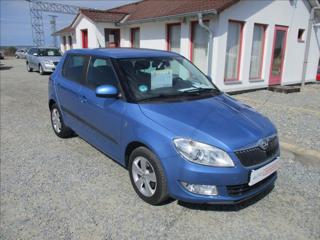 Škoda Fabia 1,2 TSI, aut.klima,serv.kniha, hatchback
