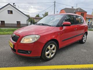 Škoda Fabia 2 1.2 HTP KLIMA hatchback