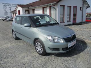 Škoda Fabia 1,2 TSI, klima, serv. kniha, hatchback