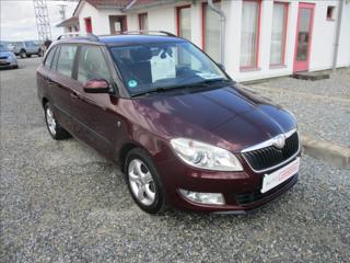 Škoda Fabia 1,2 TSI, digiklima,servis,tažné kombi