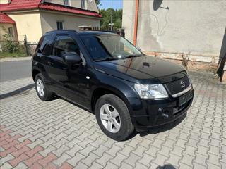 Suzuki Grand Vitara 1,6 TAŽNÉ hatchback