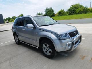 Suzuki Grand Vitara 2.0 i SUV