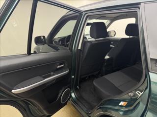 Suzuki Grand Vitara 1,9 4X4 TAŽNÉ CZ VELKÝ SERVIS SUV - Foto 22