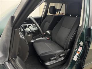 Suzuki Grand Vitara 1,9 4X4 TAŽNÉ CZ VELKÝ SERVIS SUV - Foto 20