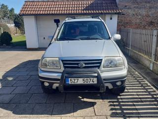Suzuki Grand Vitara 2,5   V6 automat SUV