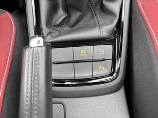 Škoda Kamiq 1,0 Monte Carlo ZÁRUKA PANORAMA hatchback - Foto 31