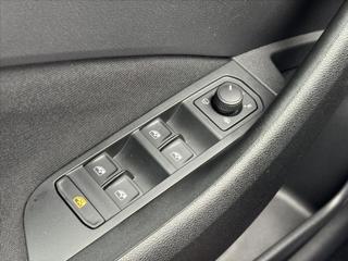 Škoda Kamiq 1,0 Monte Carlo ZÁRUKA PANORAMA hatchback - Foto 32