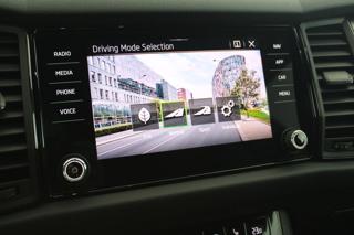 Škoda Kodiaq Sportline 1.5TSI 110KW DSG,ACC SUV - Foto 16