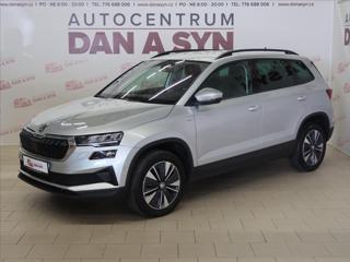 Škoda Karoq 2,0 TDI DSG Tour 1.majitel SUV