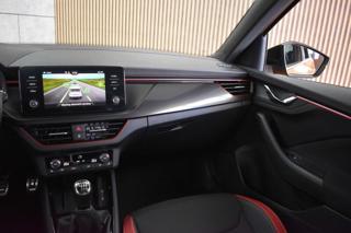 Škoda Kamiq 1.5 TSI MONTE-CARLO*TAŽNÉ*ACC* SUV - Foto 10
