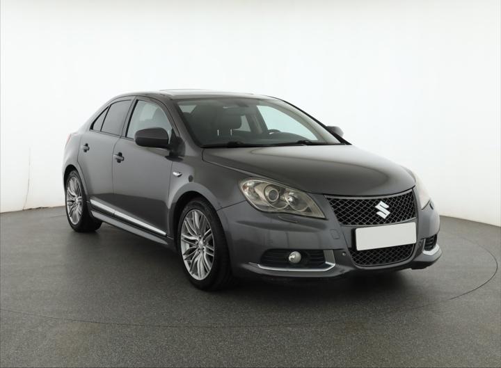 Suzuki Kizashi - ilustrační obrázek