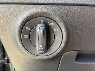Škoda Karoq 2,0 TDI DSG Sportline 4x4 DPH SUV - Foto 10