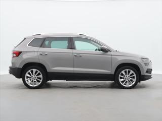 Škoda Karoq 1,5 TSI 110kW DSG Style Virtual SUV - Foto 10