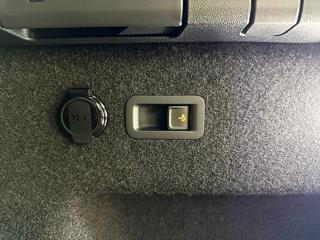 Škoda Kodiaq 2.0TDI DSG 4X4 SPORTLINE, WEBASTO, ACC, EL TAŽNÉ SUV - Foto 30