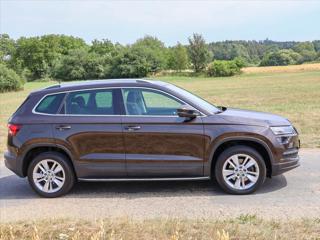 Škoda Karoq 2,0 TDI 110kW 4x4 DSG Style+ CZ SUV - Foto 10