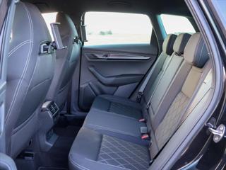 Škoda Karoq 2,0 TDI 4x4 DSG Sportline DPH SUV - Foto 16