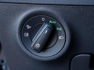 Škoda Karoq 2,0 TDI 4x4 DSG Sportline DPH SUV - Foto 18