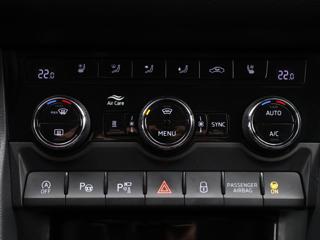 Škoda Kodiaq 2,0 TSI 140kW DSG 4x4 CZ Scout SUV - Foto 28