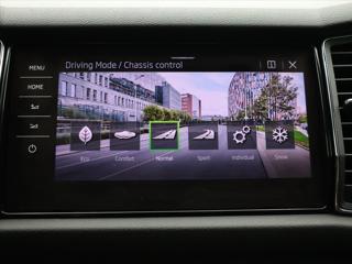 Škoda Kodiaq 2,0 TSI 140kW DSG 4x4 CZ Scout SUV - Foto 26