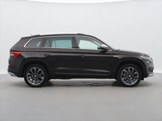 Škoda Kodiaq 2,0 TSI 140kW DSG 4x4 CZ Scout SUV - Foto 8